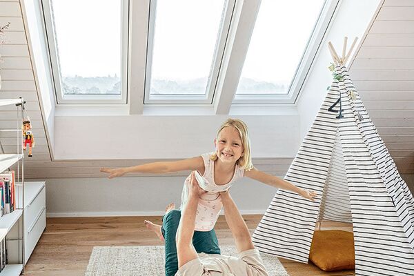 ROTO Klapp-Schwingfenster Designo Heat i8