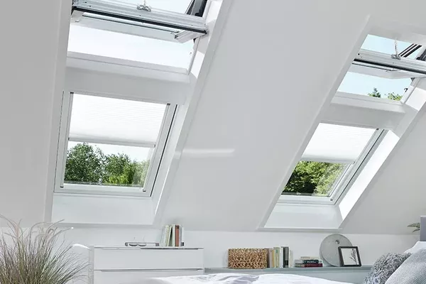 ROTO Klapp-Schwingfenster Designo i8