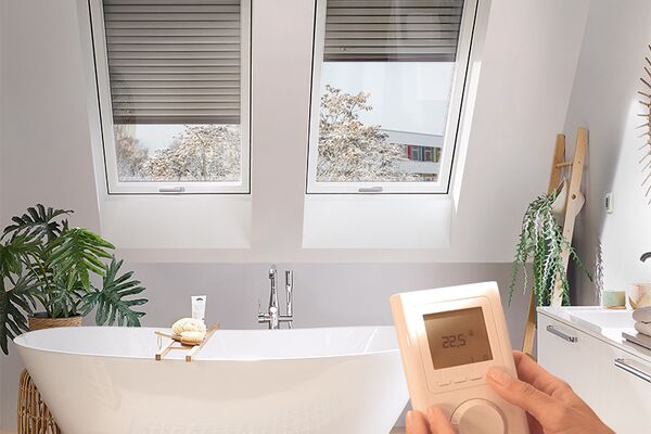 ROTO Klapp-Schwingfenster Designo Heat R8